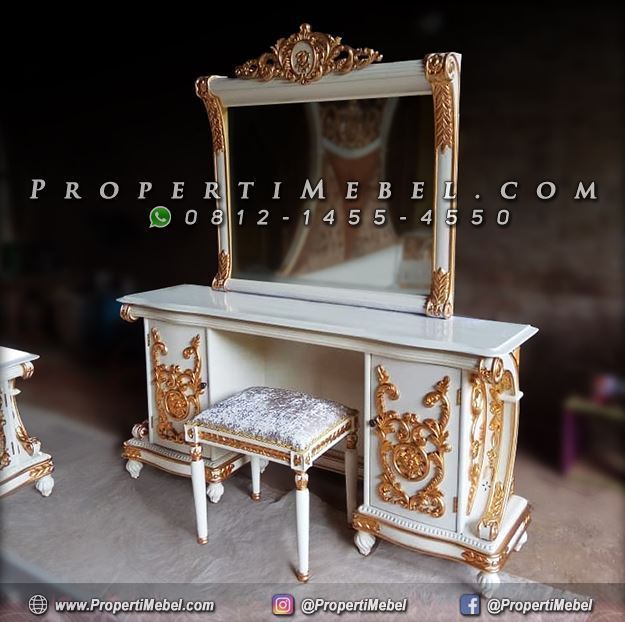 Kamar Tidur Cleopatra Eropa Klasik