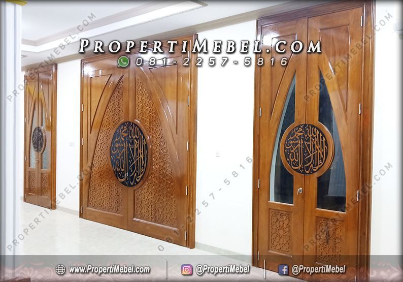 Pintu Gerbang Masjid Kayu Jati Ukir Jepara