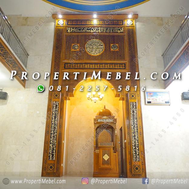 Ornamen Mihrab Masjid Ukir Kayu Jati
